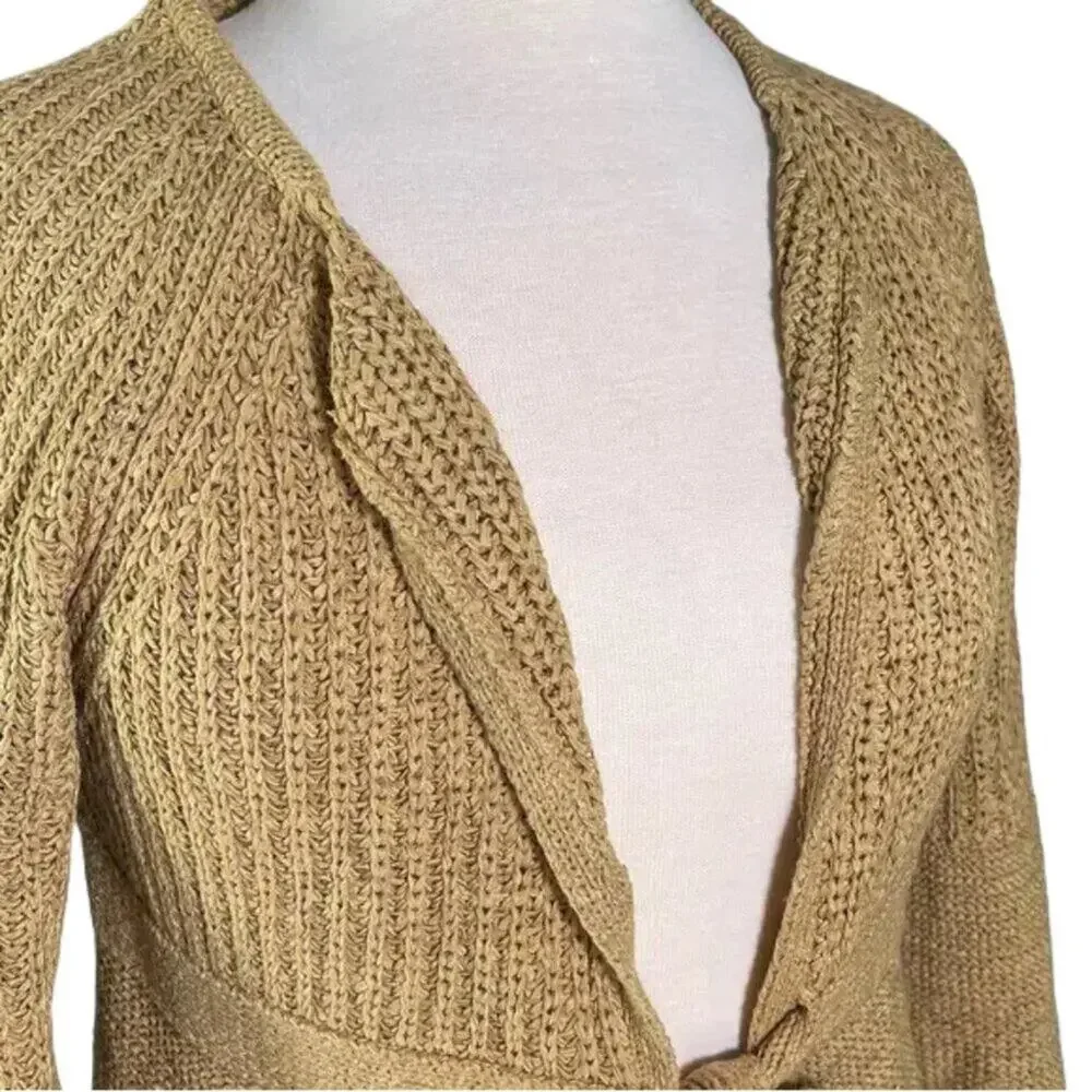 Chic Women's Cardigan Sweater - Tan